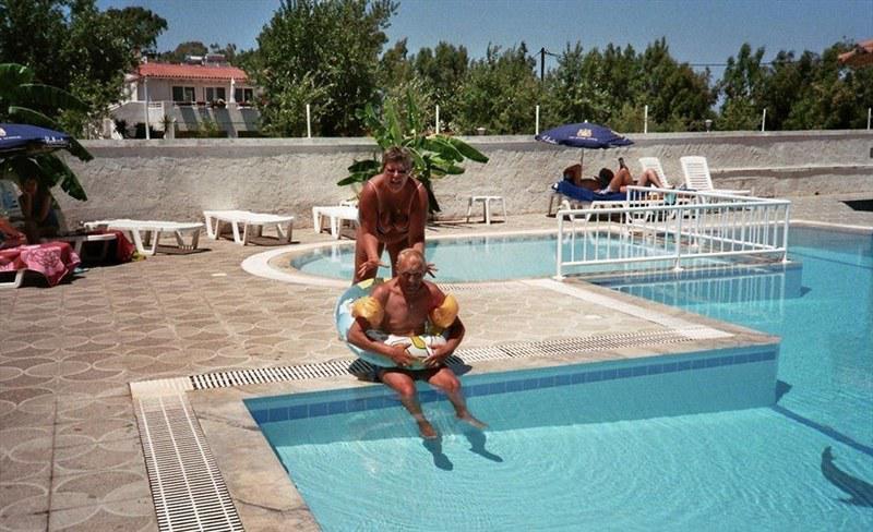 Frosini Hotel Lambi  Zewnętrze zdjęcie