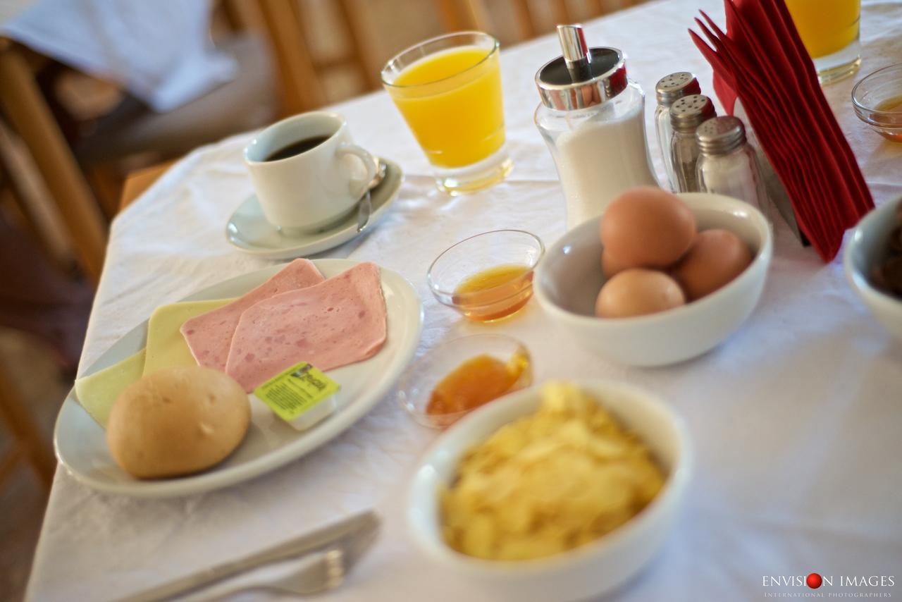 Frosini Hotel Lambi  Zewnętrze zdjęcie