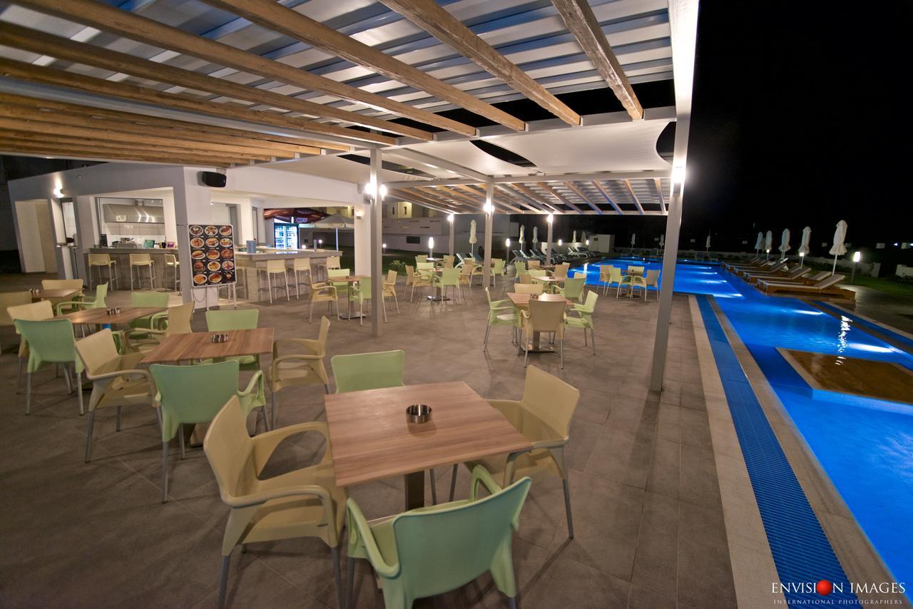 Frosini Hotel Lambi  Zewnętrze zdjęcie